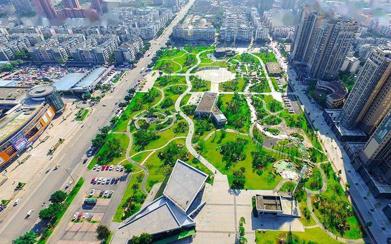 南湖公園,陳壽公園,火花公園);項目內為業主提供人性化,舒適化的社區