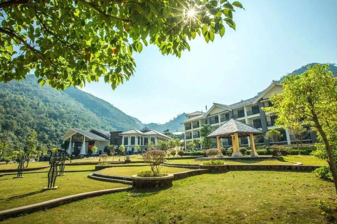 年度钜惠周五不加收499元起住韶关乳源蓝山源岭南东方温泉酒店高级山