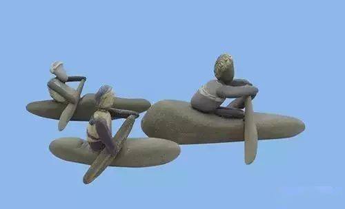 石头拼画妙不可言