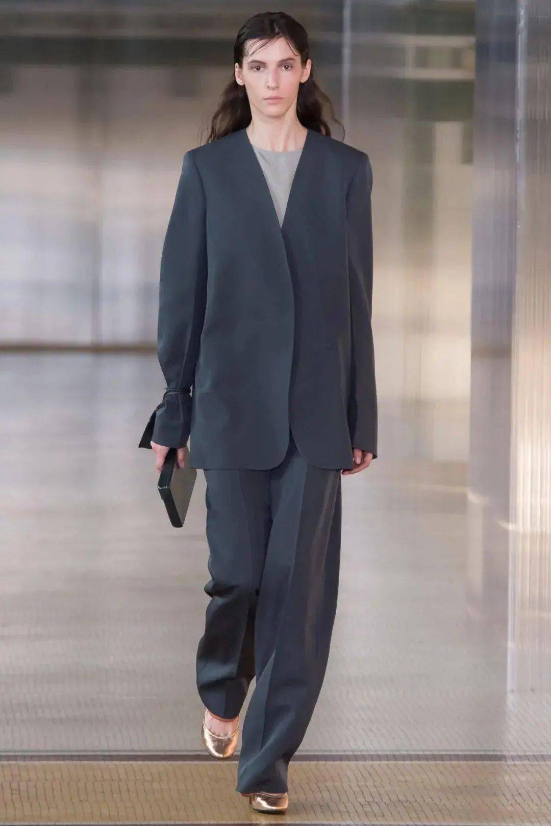廓形 西装廓形2022流行趋势