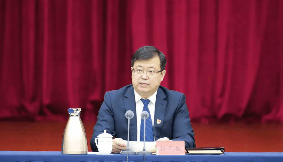 聚焦党代会奋进新征程崂山区委副书记代区长杨克敏推动崂山发展破茧成