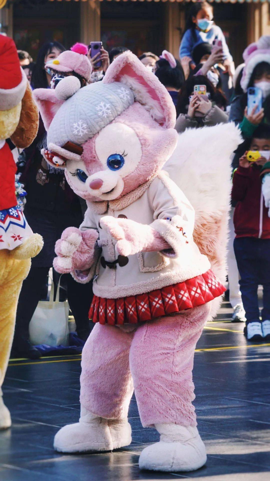 小狐狸|南都娱乐2021十大新势力·玲娜贝儿：年度顶流横空出世