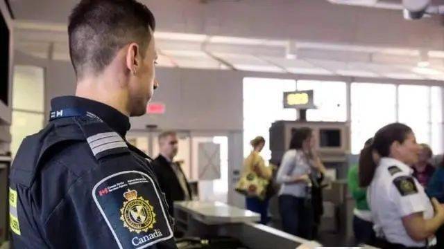 入境加拿大,签证官的盘问如何应对?