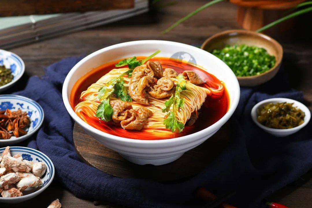 李信元担担面|原来地标美食"自贡担担面"在华商!_传承_肥肠_国际