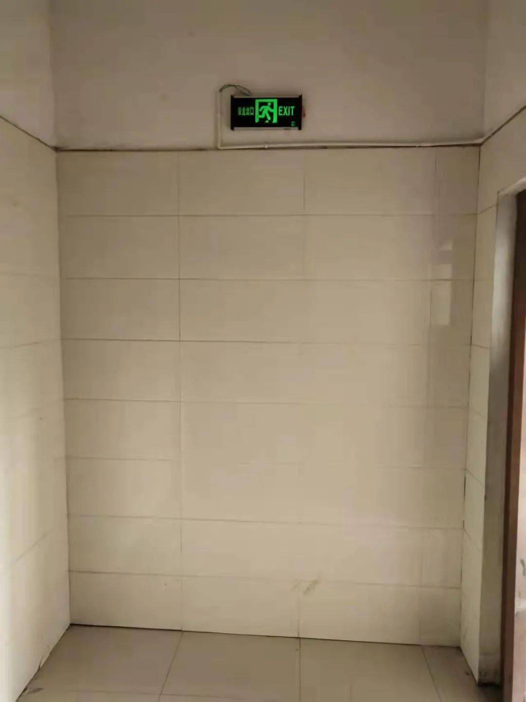 曝光台丨我市这3个小区存在火灾隐患!_许昌市_安全出口_杂物