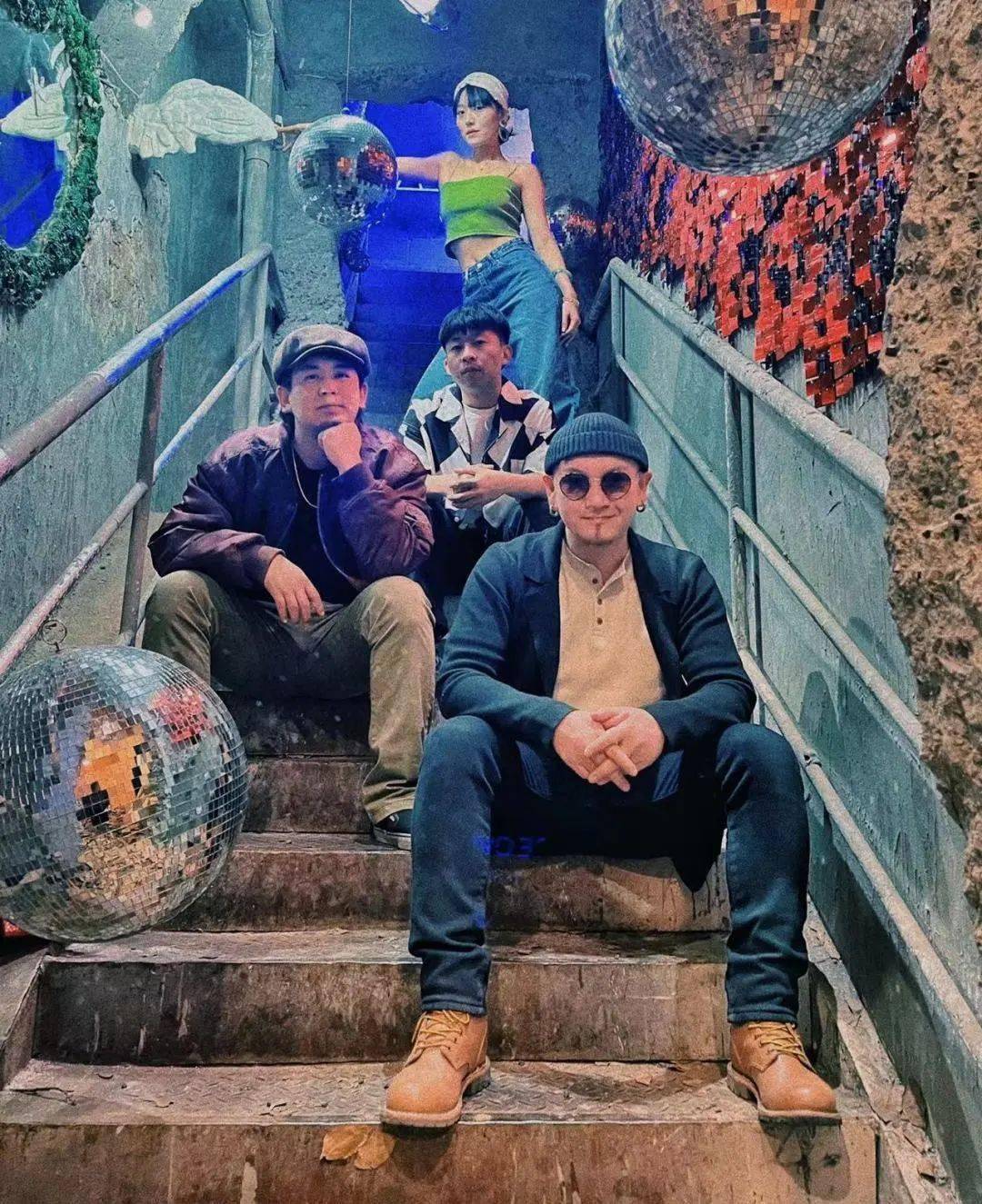 04/22|海妖乐队2022巡演「sweet waves」 · 甜蜜之旅邀您上船!