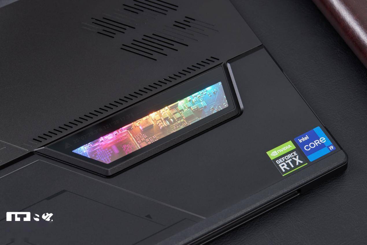 键盘|ROG 幻 X 图赏：最强高性能二合一也有 RGB