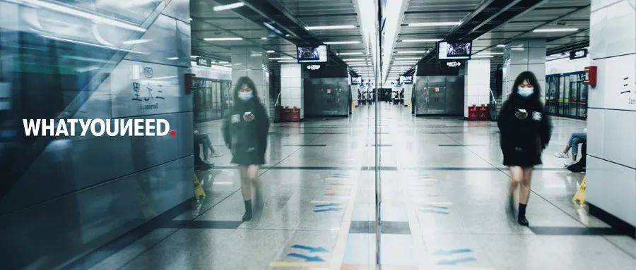 我们在字节跳动假装加班。_领导_工作_灯笼