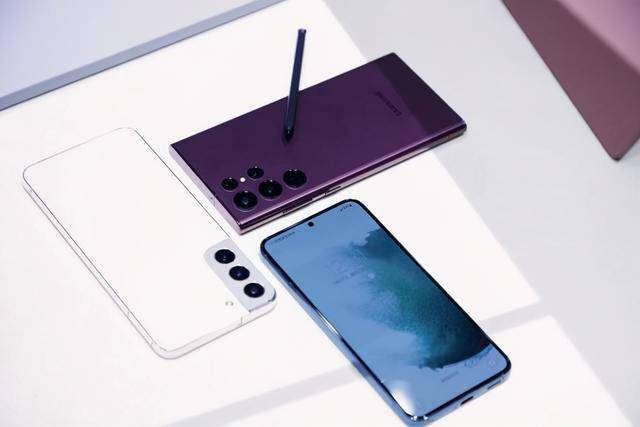 三星：Galaxy S22 系列和 Galaxy Tab S8 系列今日全球上市