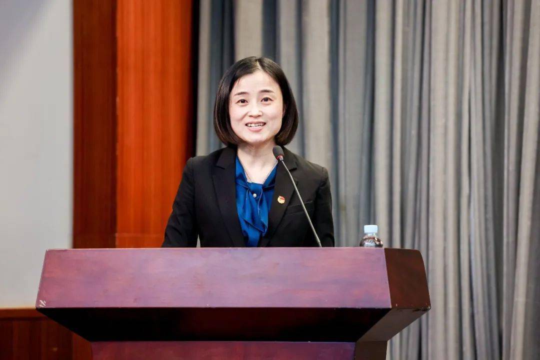 扎实推进从严治团引领青年奋进新征程2022上海共青团要做这些事儿