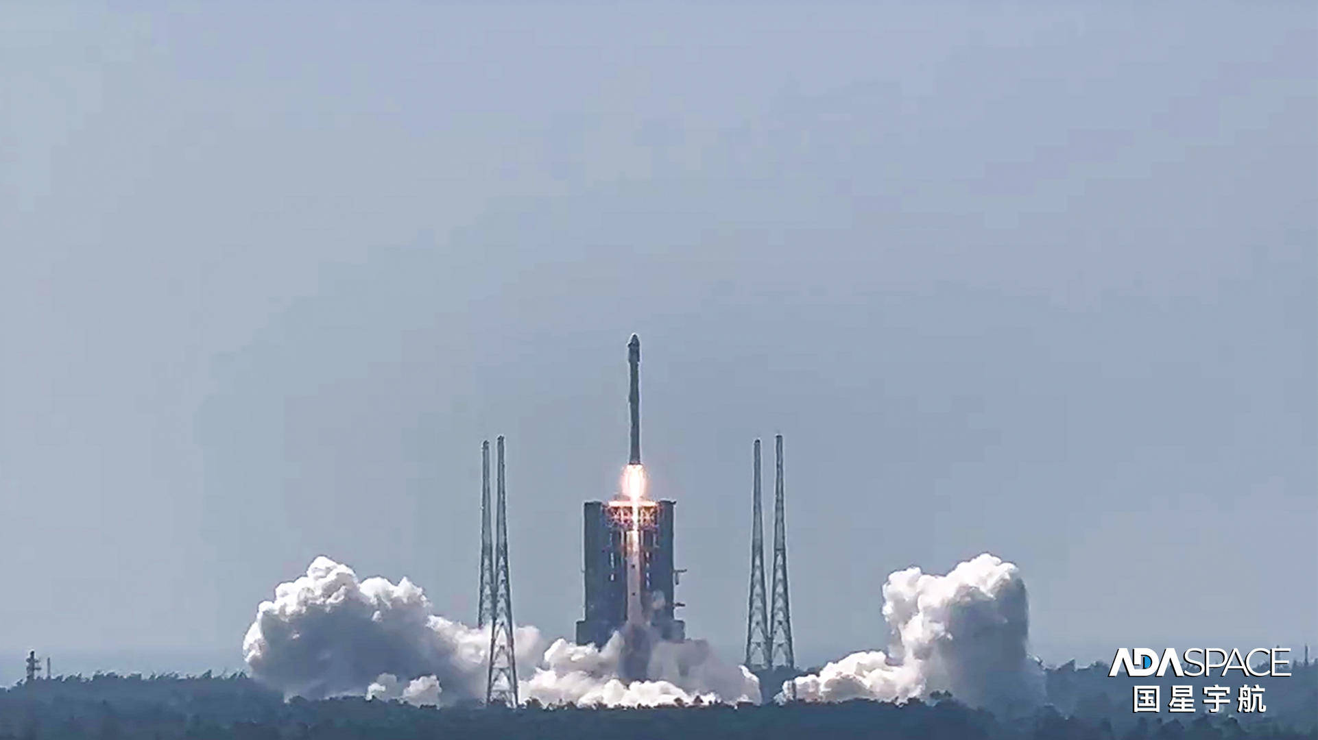 50万米高空看大运！刚刚，“大运号”卫星成功发射