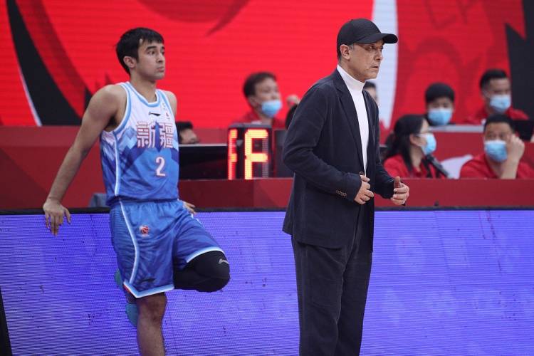 北京男篮|阿的江：我们像在打教学赛 到了必须放手一搏的时候