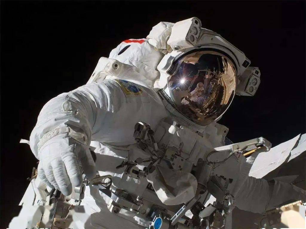 萍图科普全息小课堂第3期数字博物馆科普打卡全息舱外航天服