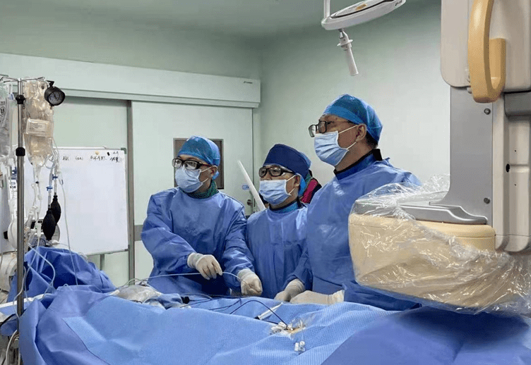 李海鹰_患者_治疗