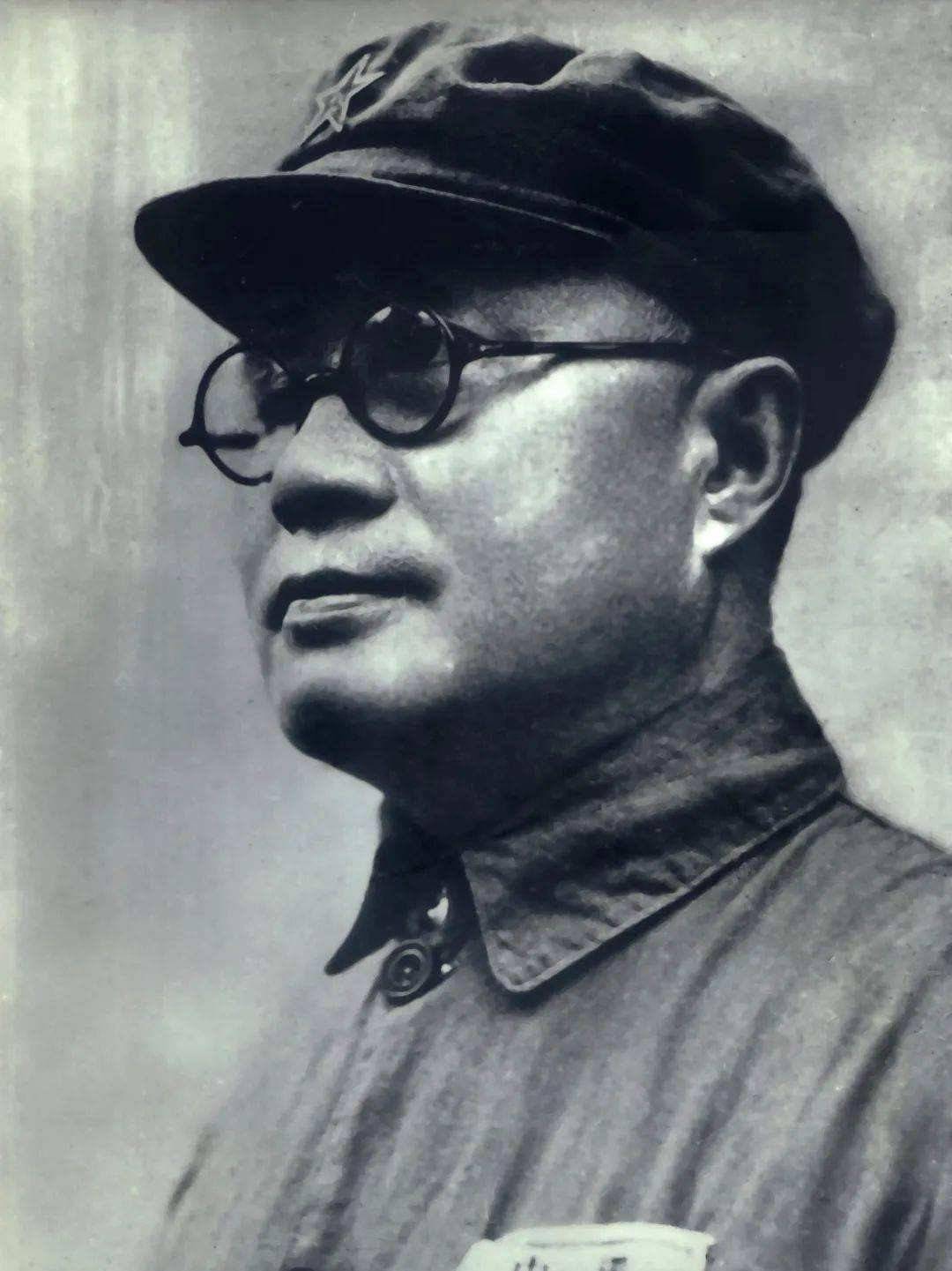 72刀手术全程无麻药刘伯承未吭一声德国军医称赞他为军神