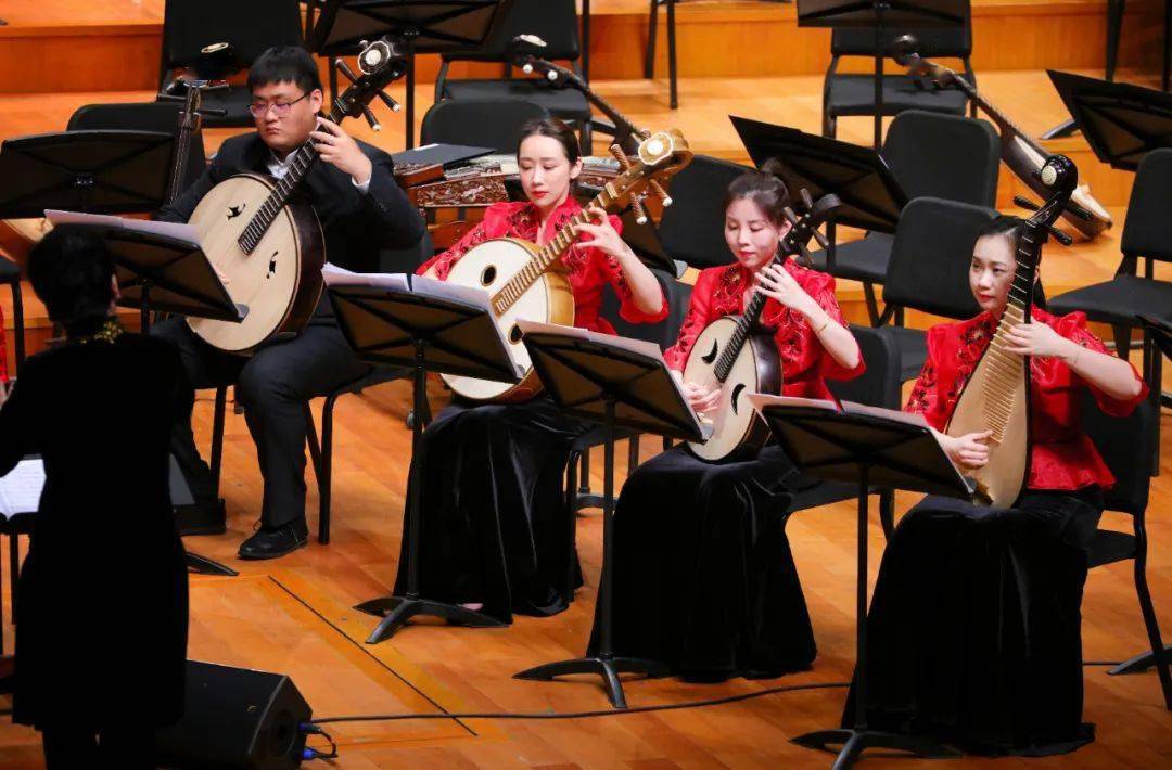 献礼两会致敬女性红妆国乐又十年再出发中央民族乐团红妆国乐音乐会在