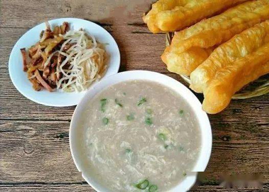 馅饼,牛肉糁,香酥大油条,国宴小油条,鸡蛋灌饼,煎饼果子,营养粥(稀饭)