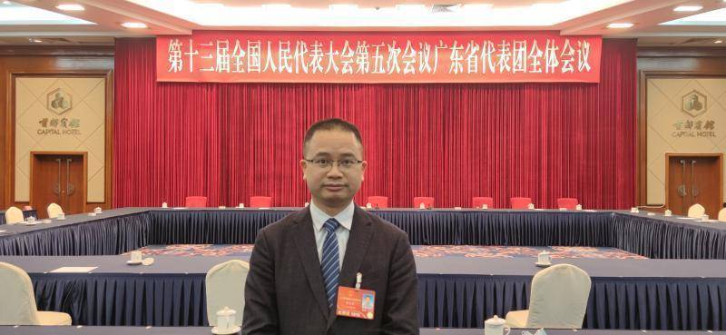 全国人大代表李金波建议加强智能家居适老化助力老人智慧生活