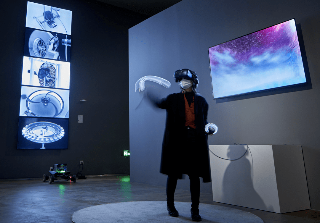 我的vr戏剧作品集拿下rca登上东艺大展览获银奖在天府艺术中心展出