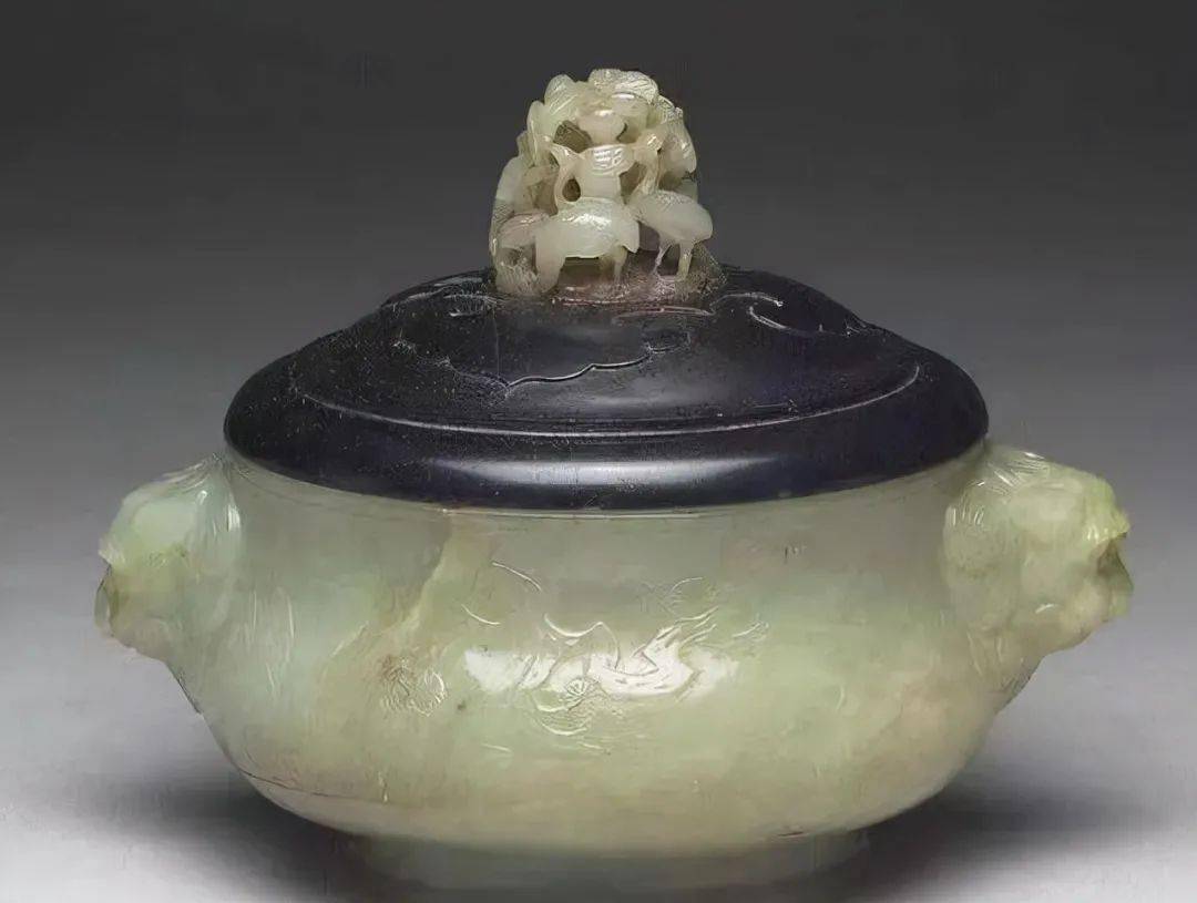 玉炉顶帽顶的发展与演变