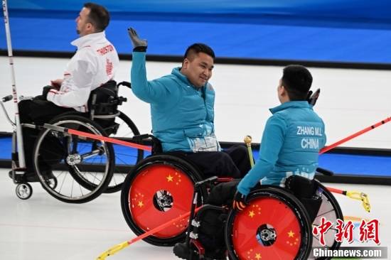 胜利|中国队胜加拿大队挺进轮椅冰壶决赛