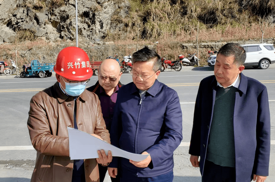 曹明权强力推进重点项目做大做强茶叶产业