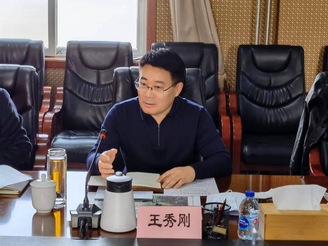 区委区政府研究室赴朝阳区调研王四营乡新型城镇化建设工作