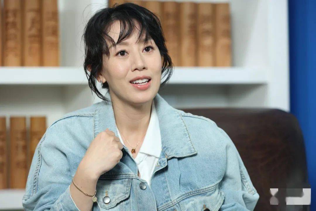 39岁梁靖琪拍性感戏在意儿子看法内心好多顾虑