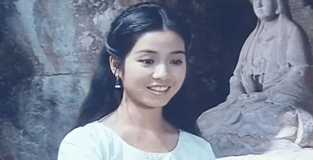 幸亏得到刘松仁赏识,被推荐到杜琪峰的《碧水寒山夺命金》剧组.