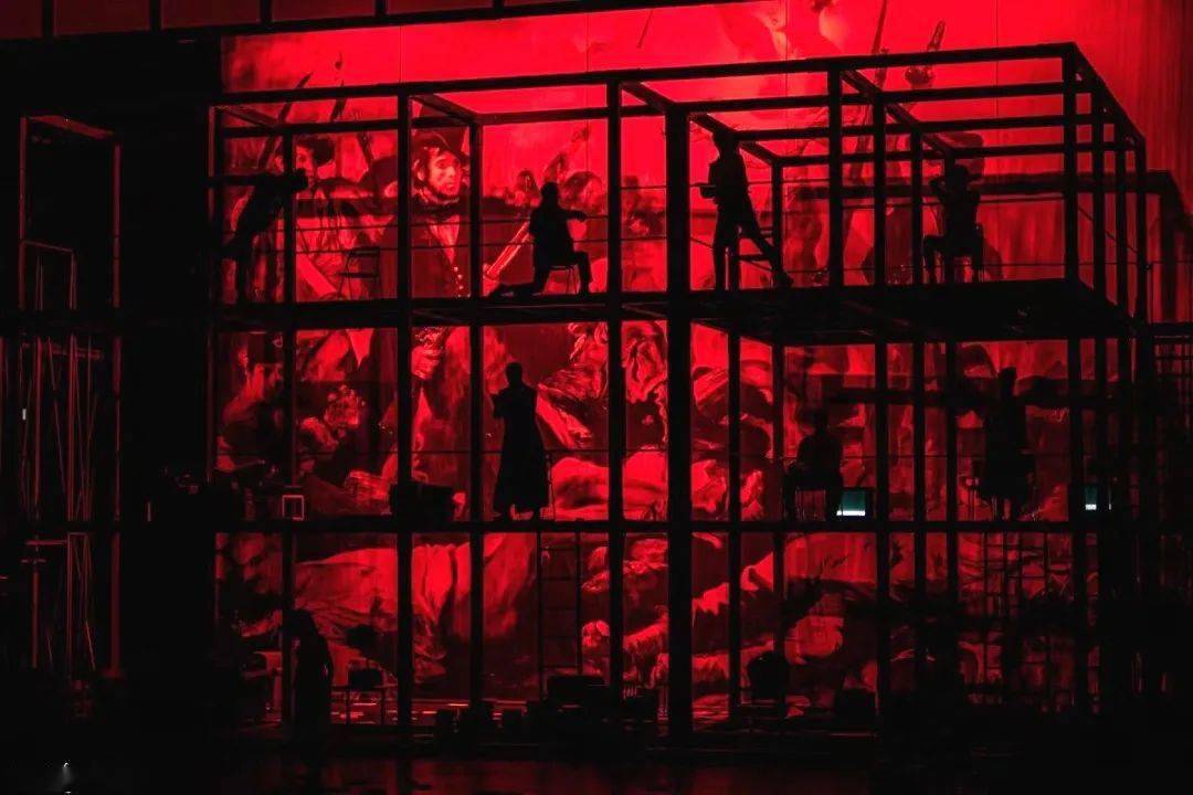 身份|《红与黑》巡演将启程，大家都是“少数幸福的人”！