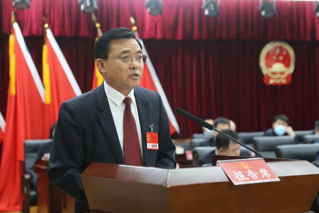 听取了区人民检察院检察长崔虎林作的《榆林市横山区人民检察