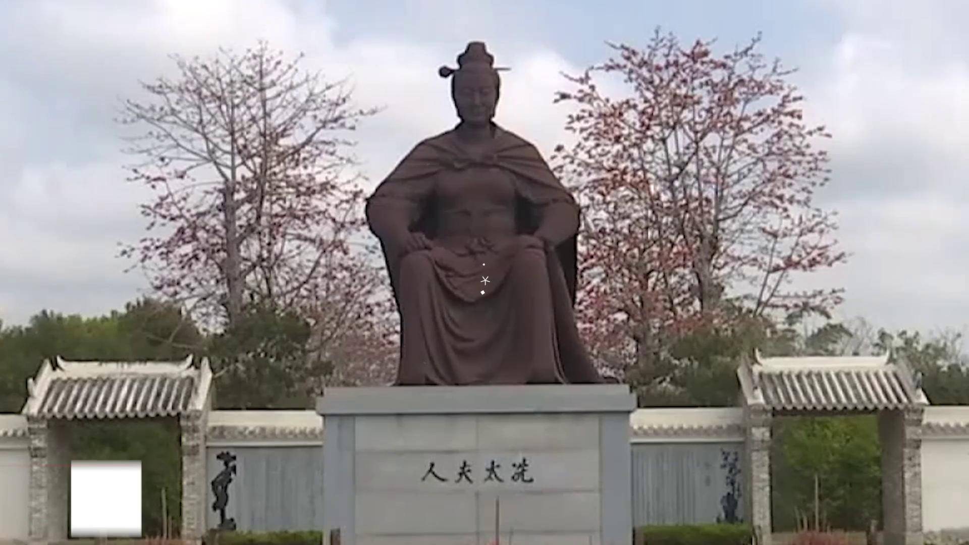 茂名冼夫人故居木棉花盛开英雄花开赞英雄