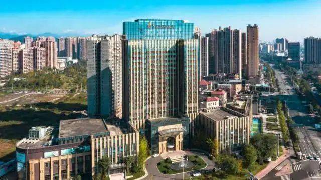 自驾1h直达￥399起大邑圣索亚酒店花式遛娃住豪华房早餐温泉休闲娱乐