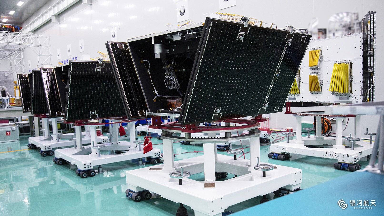 星座|本月6颗低轨宽带卫星带5G上天，与“星链”差多少？