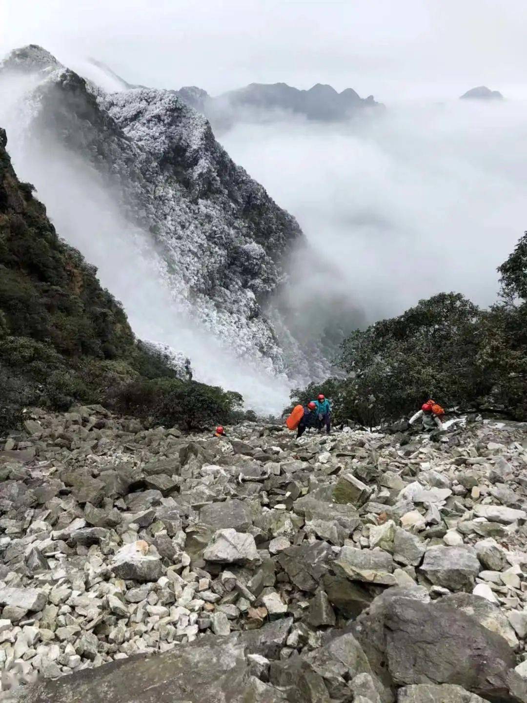 435出发中国十非系列丨船底顶秘境韶关罗新线你的驴徒毕业礼