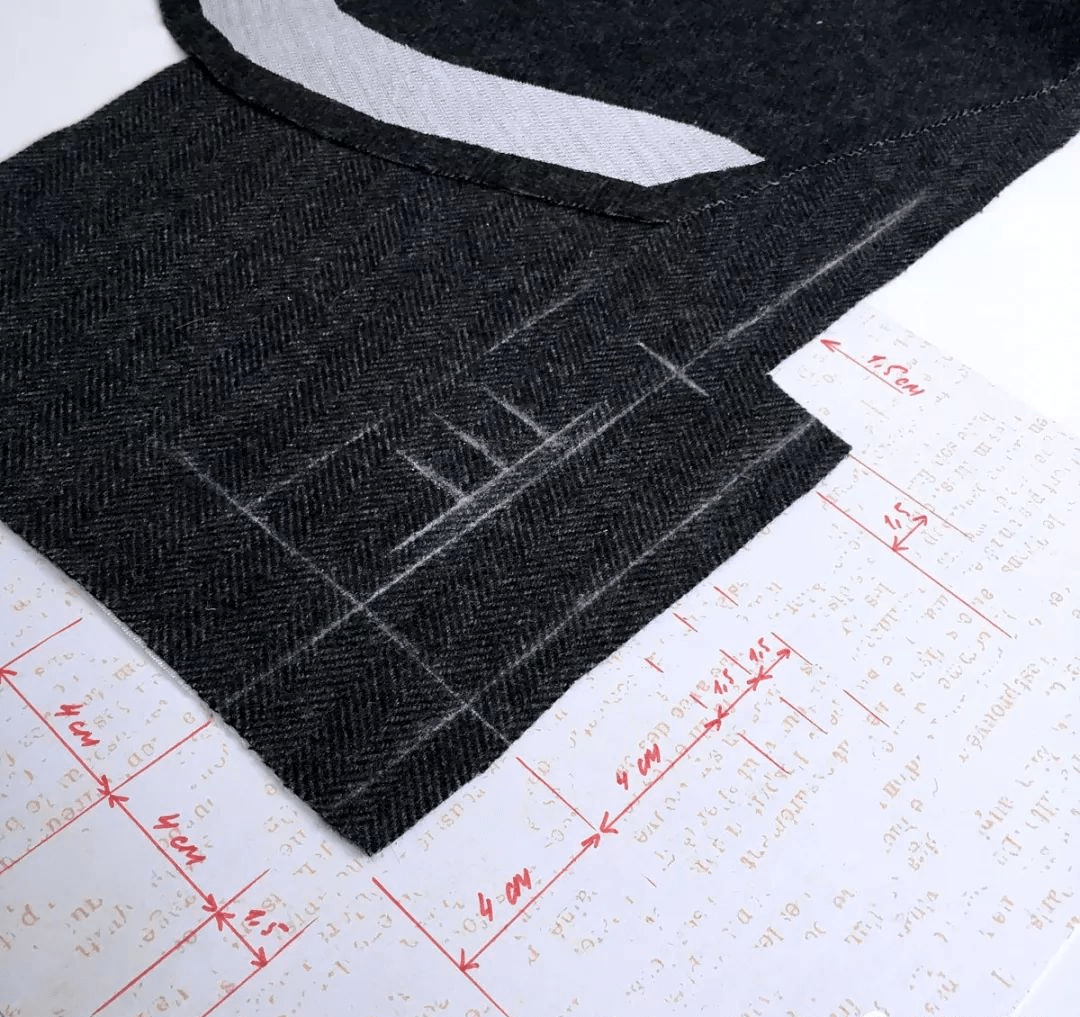 细节 教程 | 西服“如何做好袖开衩,以及袖子里衬的缝法”