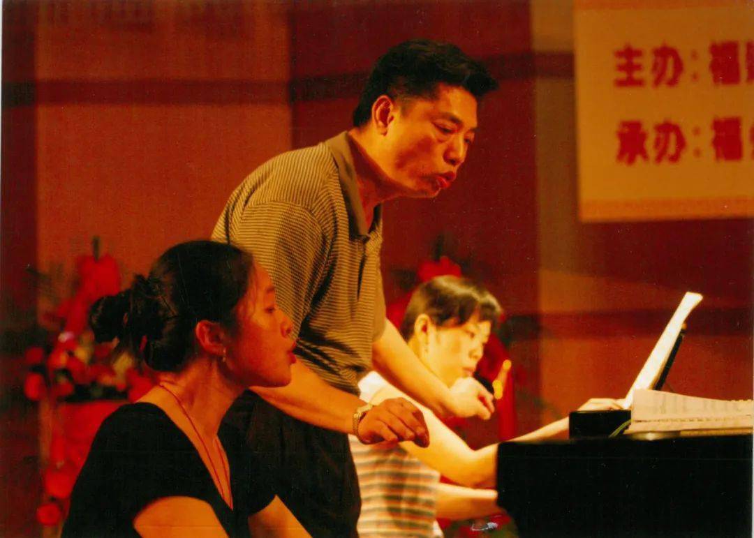 洪奕哲不要忘记感受音乐的美幸好有音乐