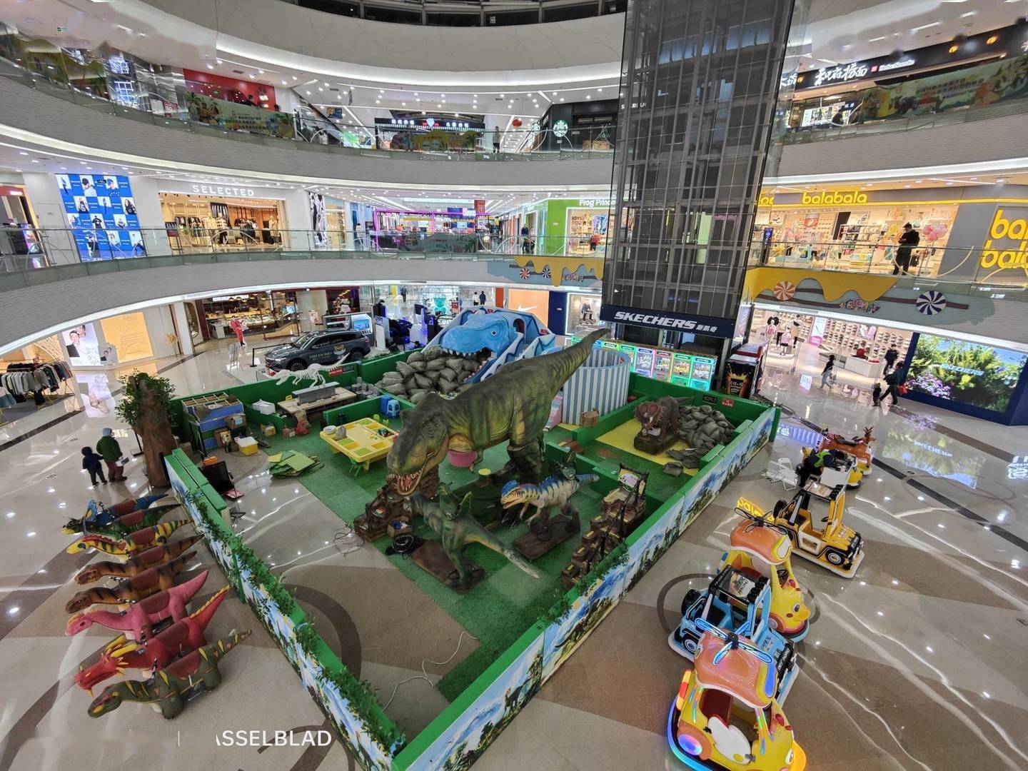 比大杯便宜 2000 元，值得买吗？OPPO Find X5 深度评测