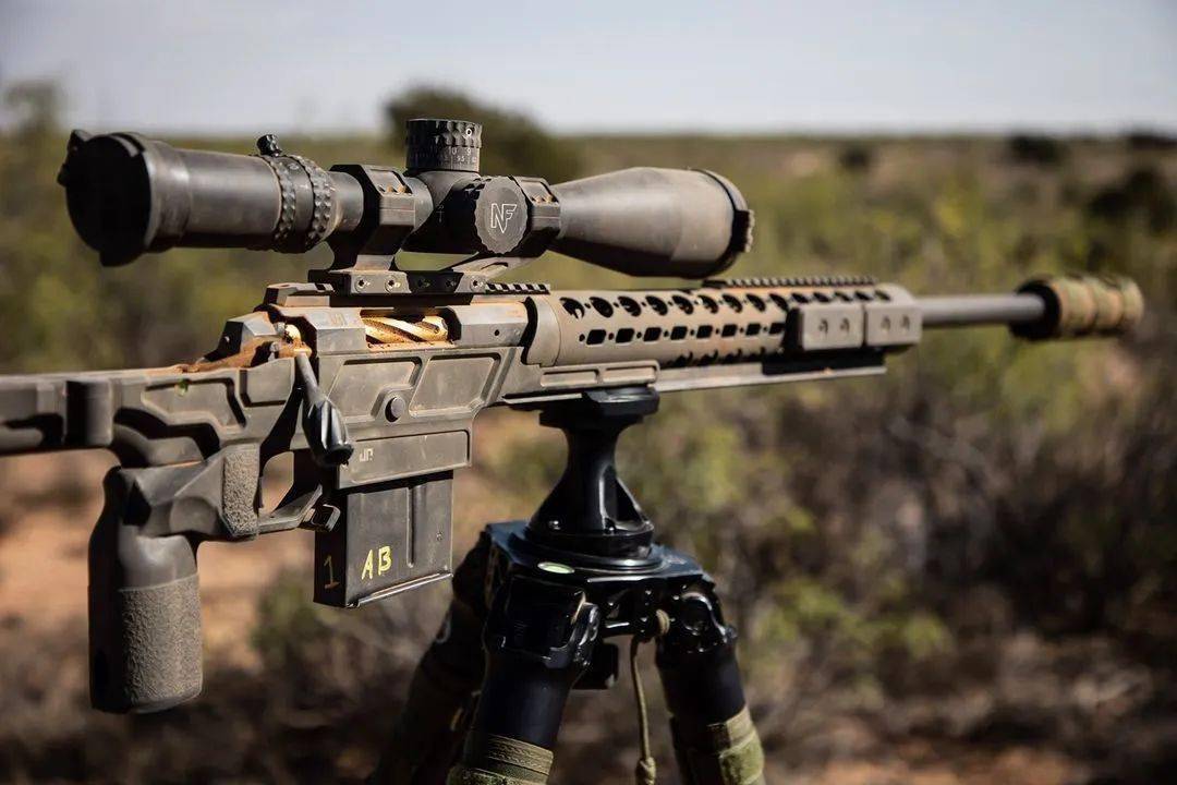精准打点nightforce瞄准镜美图欣赏