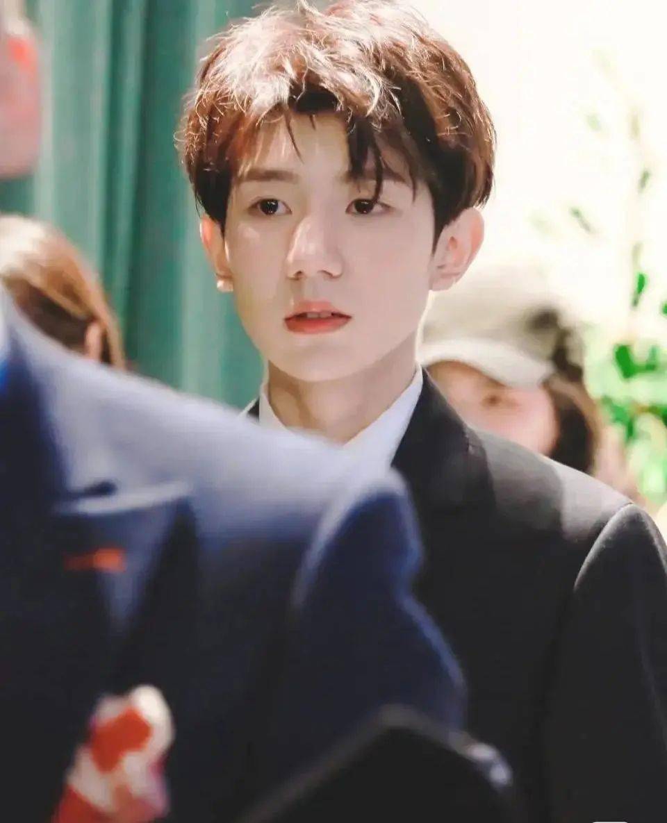 王源粉丝曾于2021年10月捐赠饮水安全项目,项目没有停留于一时的作秀