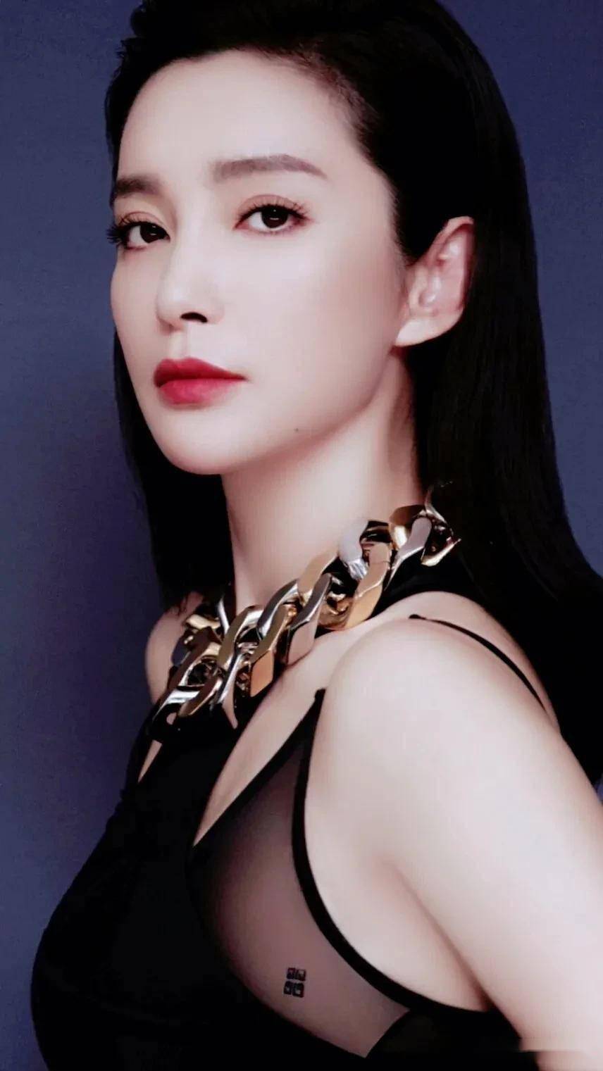 李冰冰充满诱惑的眼神