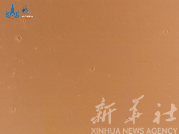 影像|“天问一号”传回火星巡视区高分辨率影像