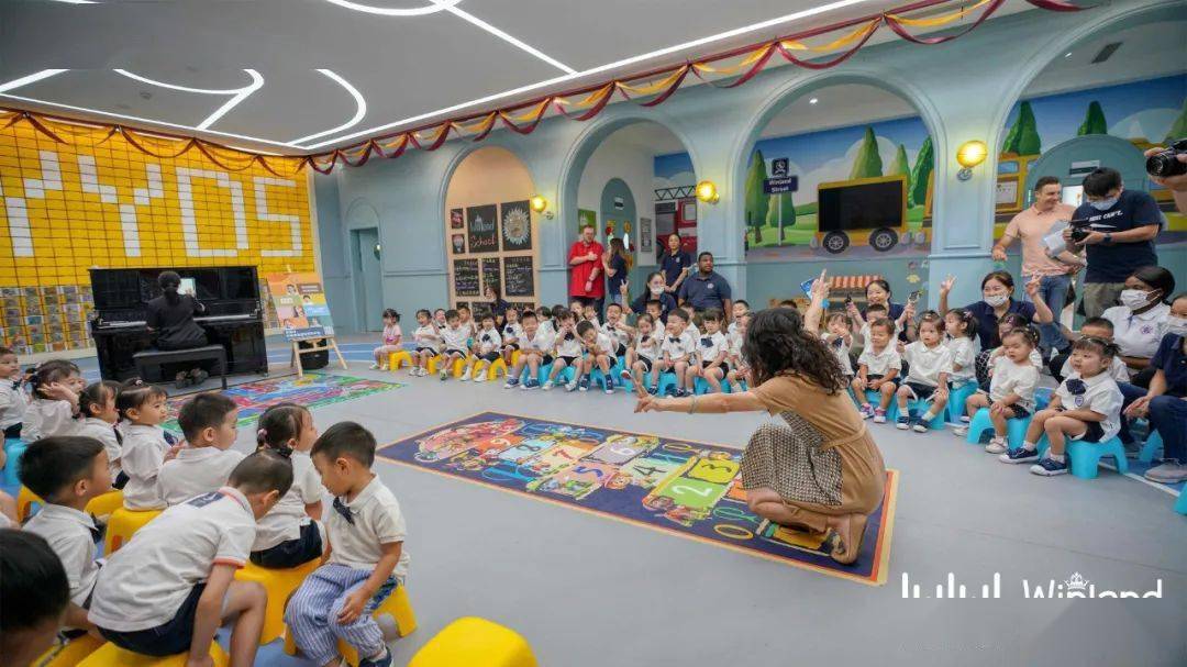 杭州英蓝幼儿园为了全面落实这一政策,且更好的向国际幼儿园标准化