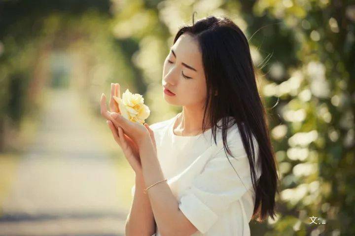 女人如花静静开