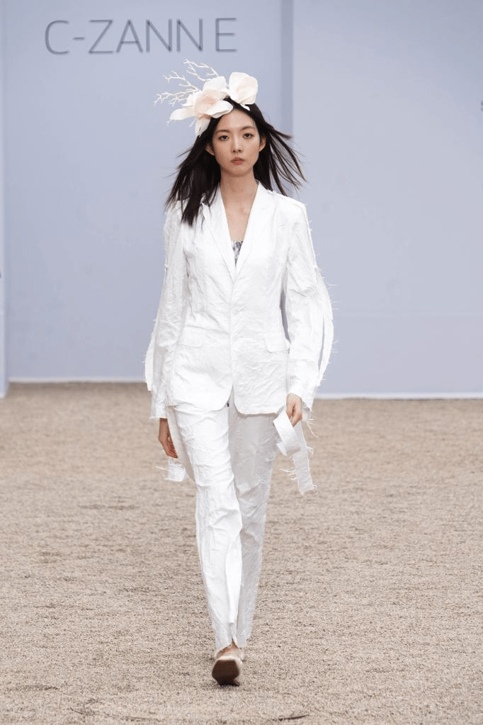 李相 2022年秋冬首尔时装周线上线下并行