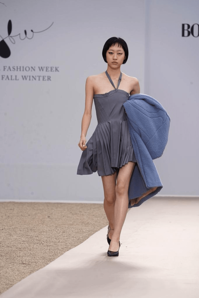 李相 2022年秋冬首尔时装周线上线下并行