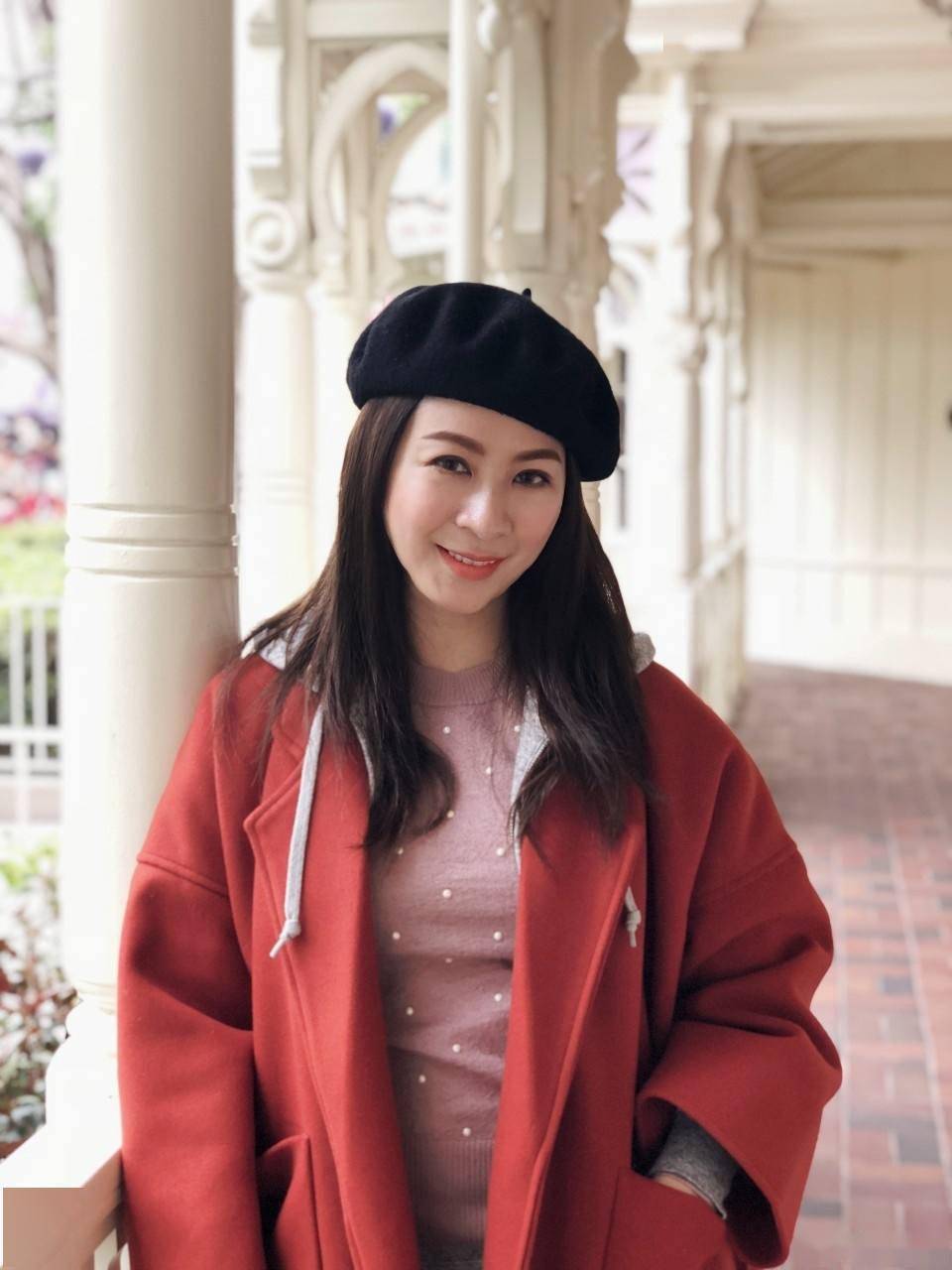 tvb金牌丫鬟离巢后创立文化公司,42岁冻龄有术,新剧与林峰合作_李彩宁