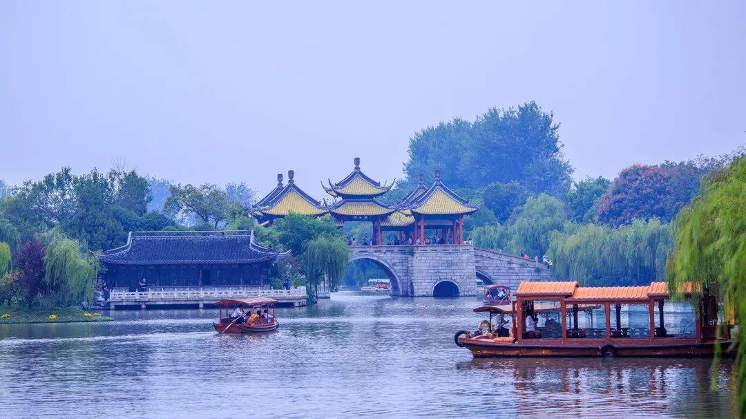 诗人笔下的瘦西湖,好地方的诗情与画意_七绝_诗词_画舫