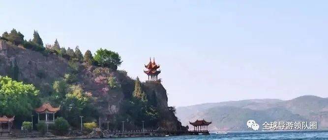 云南抚仙湖水下发现古城！有城墙、街道和建筑！据说航空禁飞、水底是尸库_传说_俞元_潜水