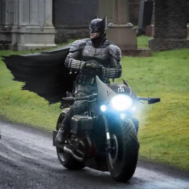 正在热播新蝙蝠侠终于上映深度分析三大超级反派谜语人最癫狂